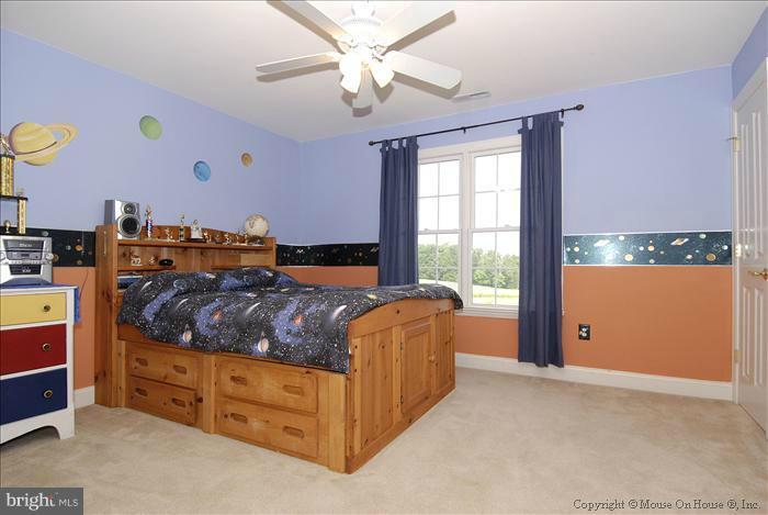 14806 Harrisville Road Mount Airy, MD 21771 - Photo 29 of 29 Bedroom