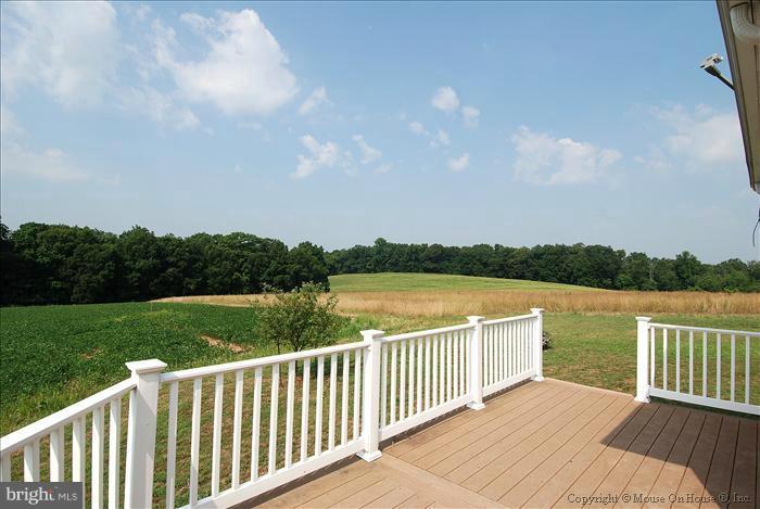 14806 Harrisville Road Mount Airy, MD 21771 - Photo 4 of 29 Exterior (General)