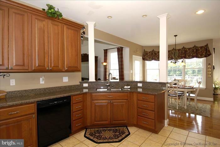 14806 Harrisville Road Mount Airy, MD 21771 - Photo 6 of 29 Kitchen