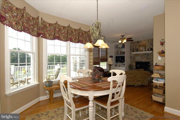 14806 Harrisville Road Mount Airy, MD 21771 - Photo 10 of 29 Interior (General)