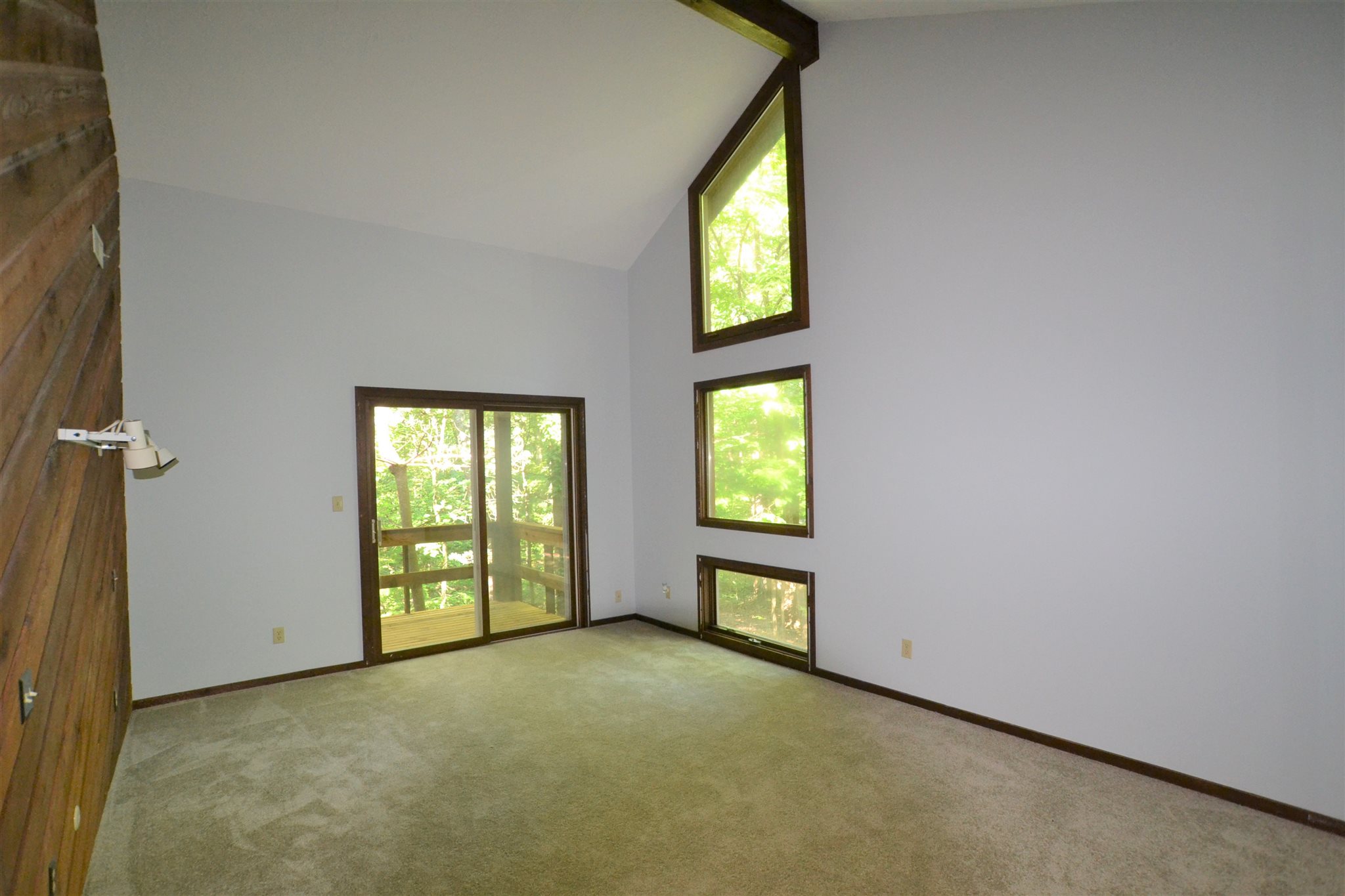 5420 East James Road Bloomington, IN 47408 - Photo 13 of 31 Gallery Image 13