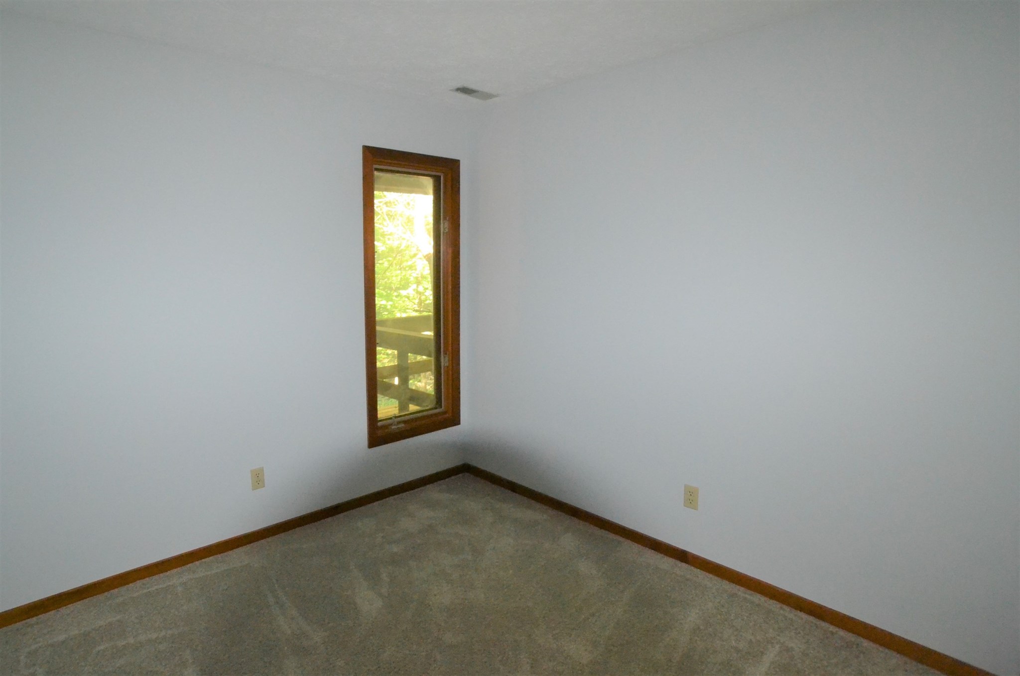 5420 East James Road Bloomington, IN 47408 - Photo 15 of 31 Gallery Image 15