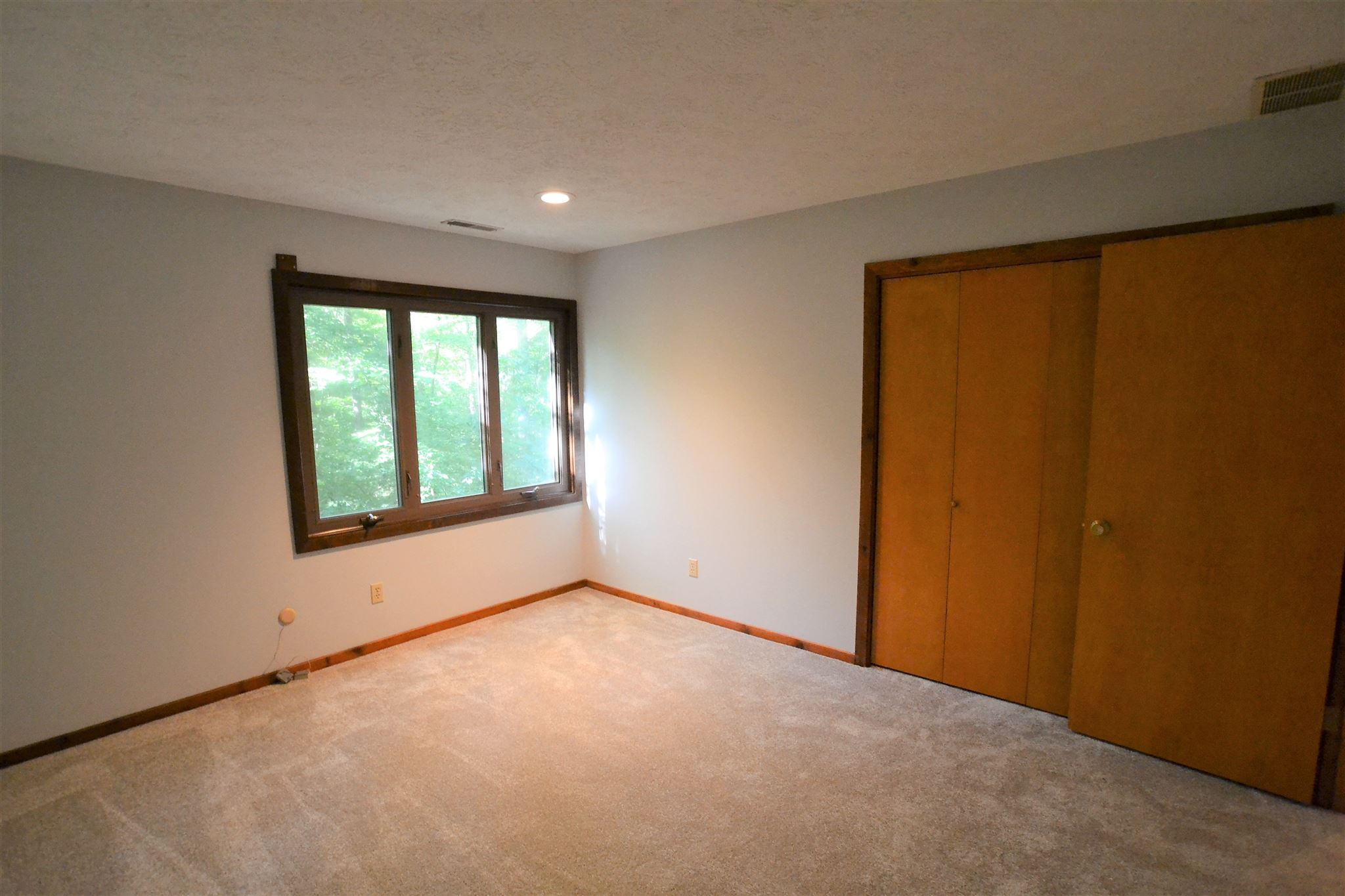 5420 East James Road Bloomington, IN 47408 - Photo 16 of 31 Gallery Image 16