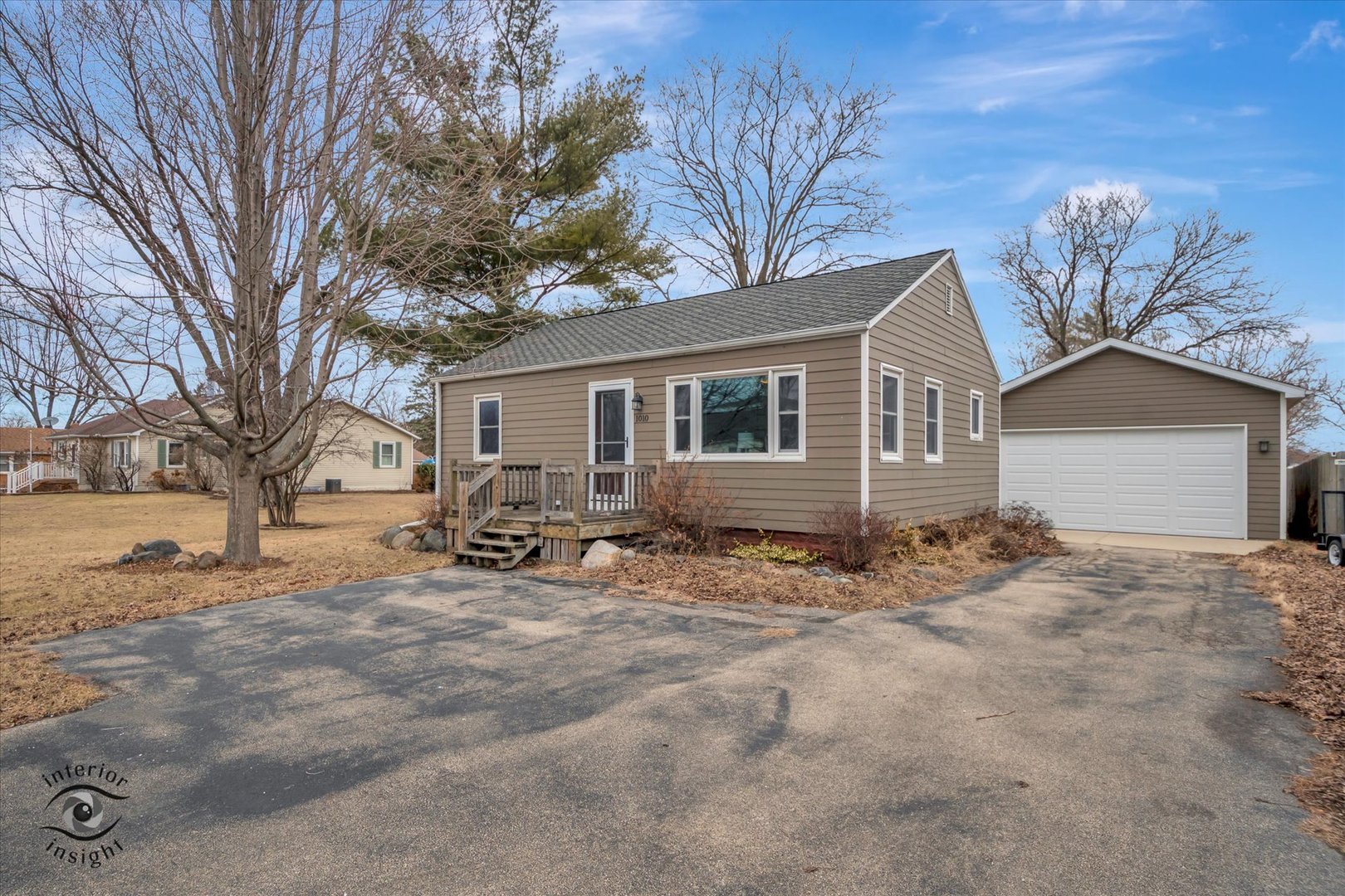 1010 1742 Road Ottawa, IL 61350 - Photo 1 of 25 Gallery Image 1