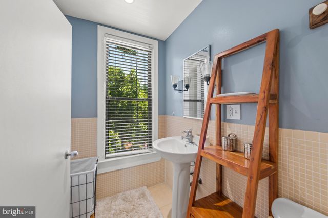 $349,000 | 1822 15th Street Northwest, Unit 307, Washington, DC 20009