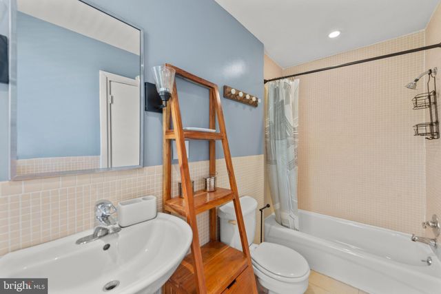 $349,000 | 1822 15th Street Northwest, Unit 307, Washington, DC 20009