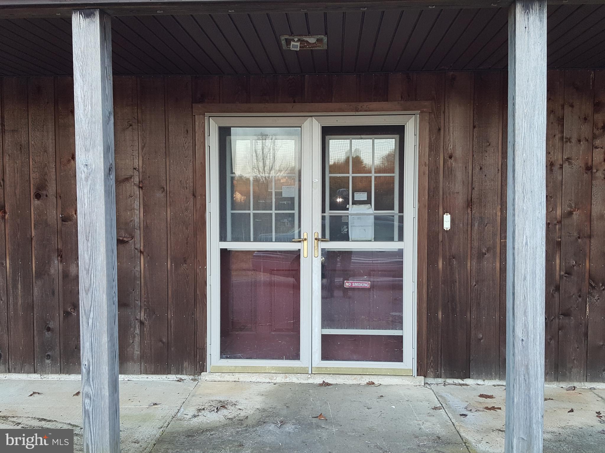 2555 Ebbvale Road Manchester, MD 21102 - Photo 25 of 28 FRONT ENTRANCE - TO LOWER LEVEL