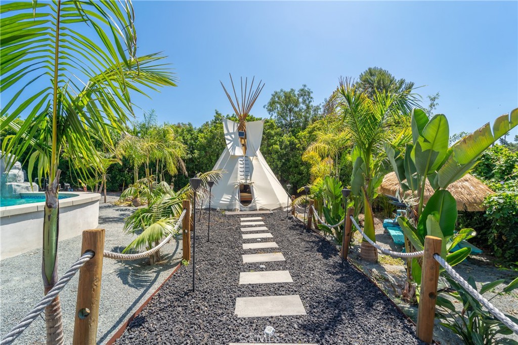 7337 La Soldadera Rancho Santa Fe, CA 92067 - Photo 53 of 60 a view of a backyard with plants