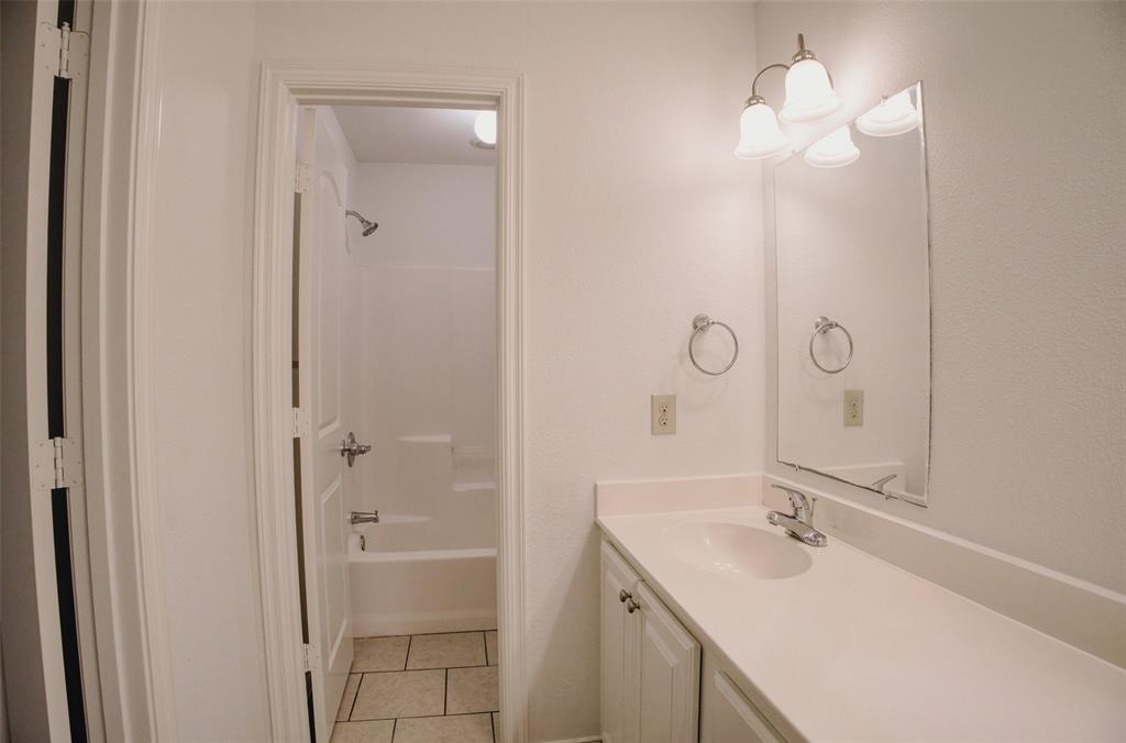 1708 South Waco Street Van Alstyne, TX 75495 - Photo 25 of 33