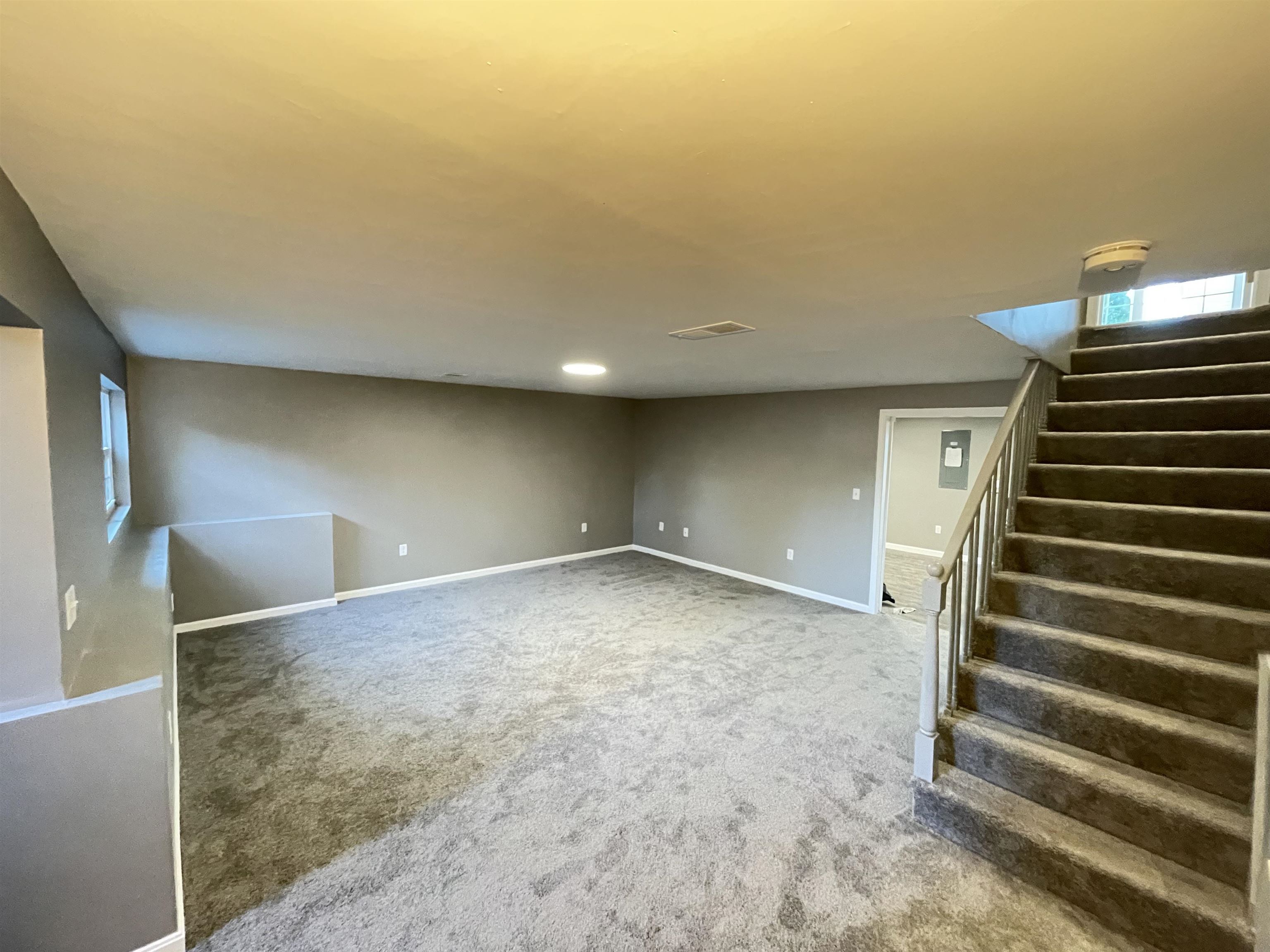8 Concord Road Merrimack, NH 03054 - Photo 8 of 36 Gallery Image 8