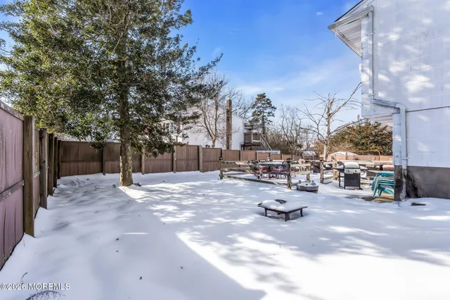 a view of a roof deck