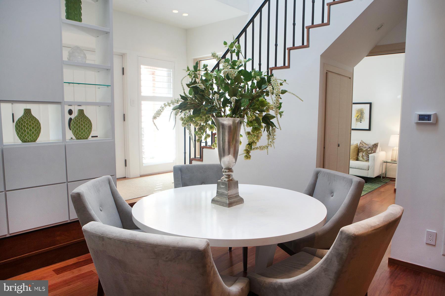 600 E Street Northeast Washington, DC 20002 - Photo 7 of 30 Dining Room Northwest