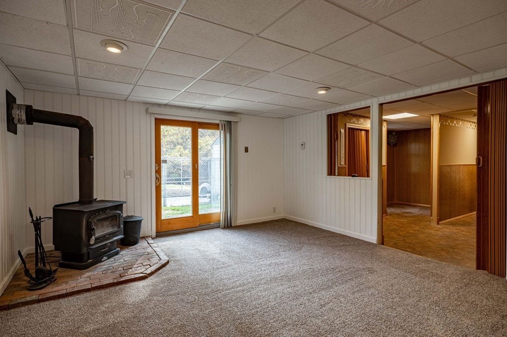198 Lower Gore Road Webster, MA 01570 - Photo 28 of 41 a view of livingroom with hardwood floor