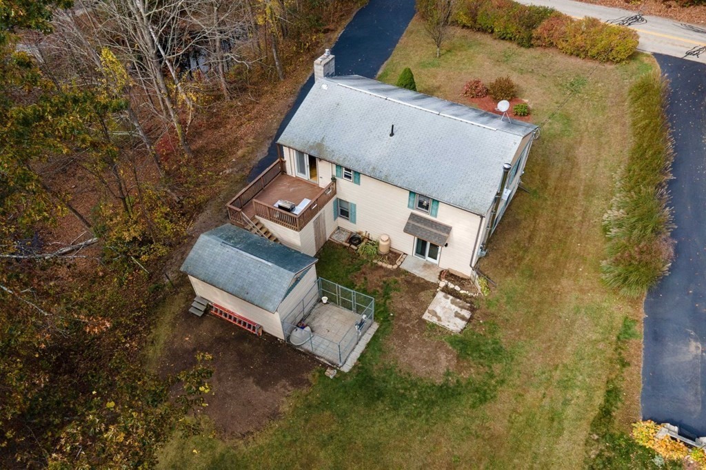 198 Lower Gore Road Webster, MA 01570 - Photo 38 of 41 an aerial view of a house with a yard