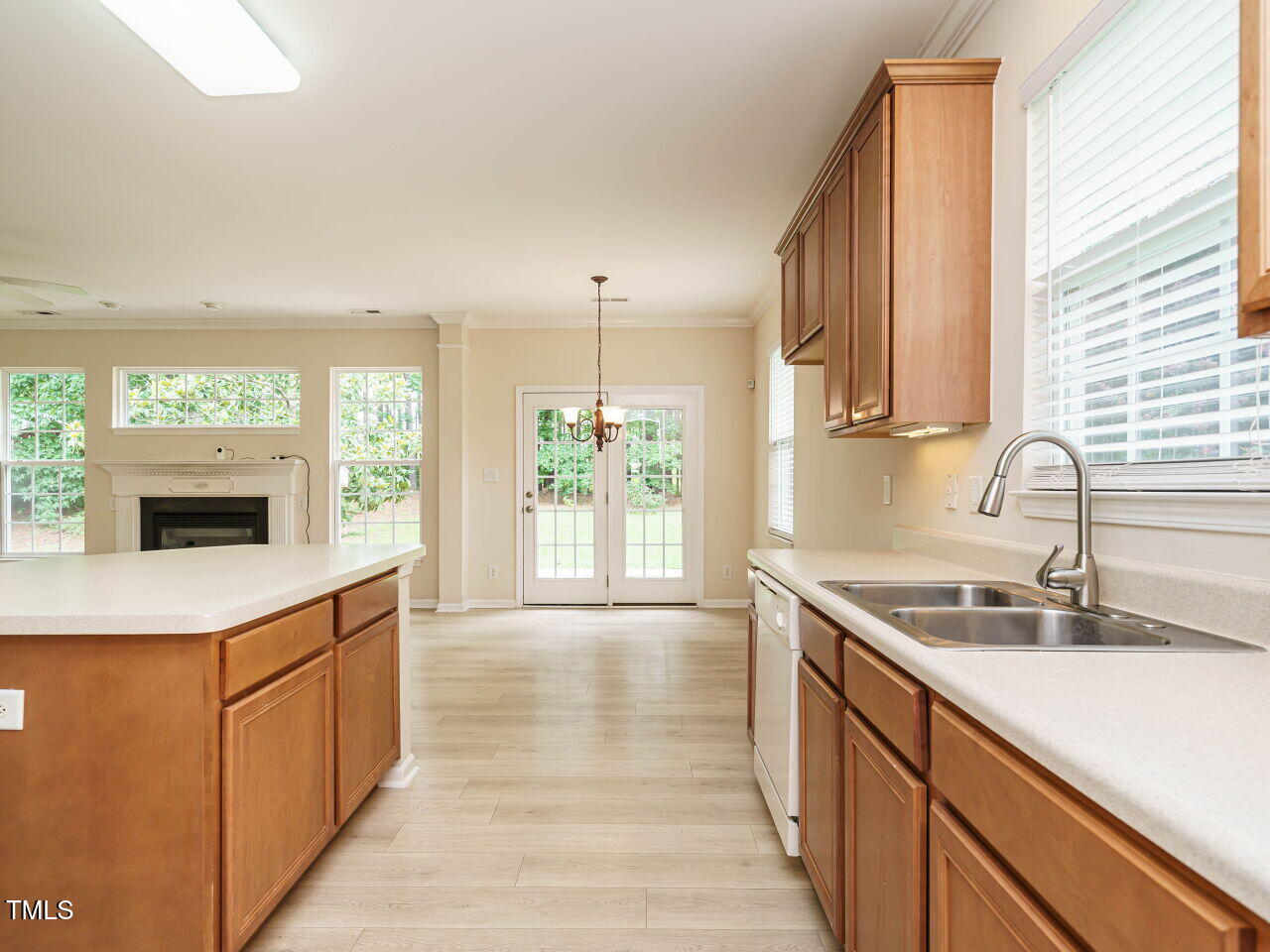 613 Ashbrittle Drive Rolesville, NC 27571 - Photo 13 of 35 013-1280x960-kitchen