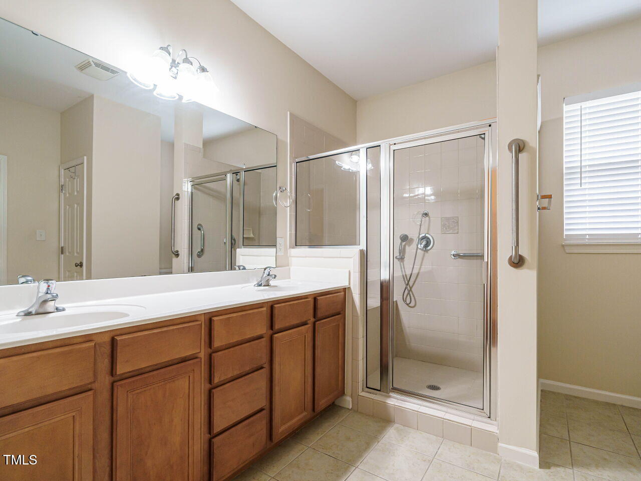 613 Ashbrittle Drive Rolesville, NC 27571 - Photo 27 of 35 027-1280x960-bathroom