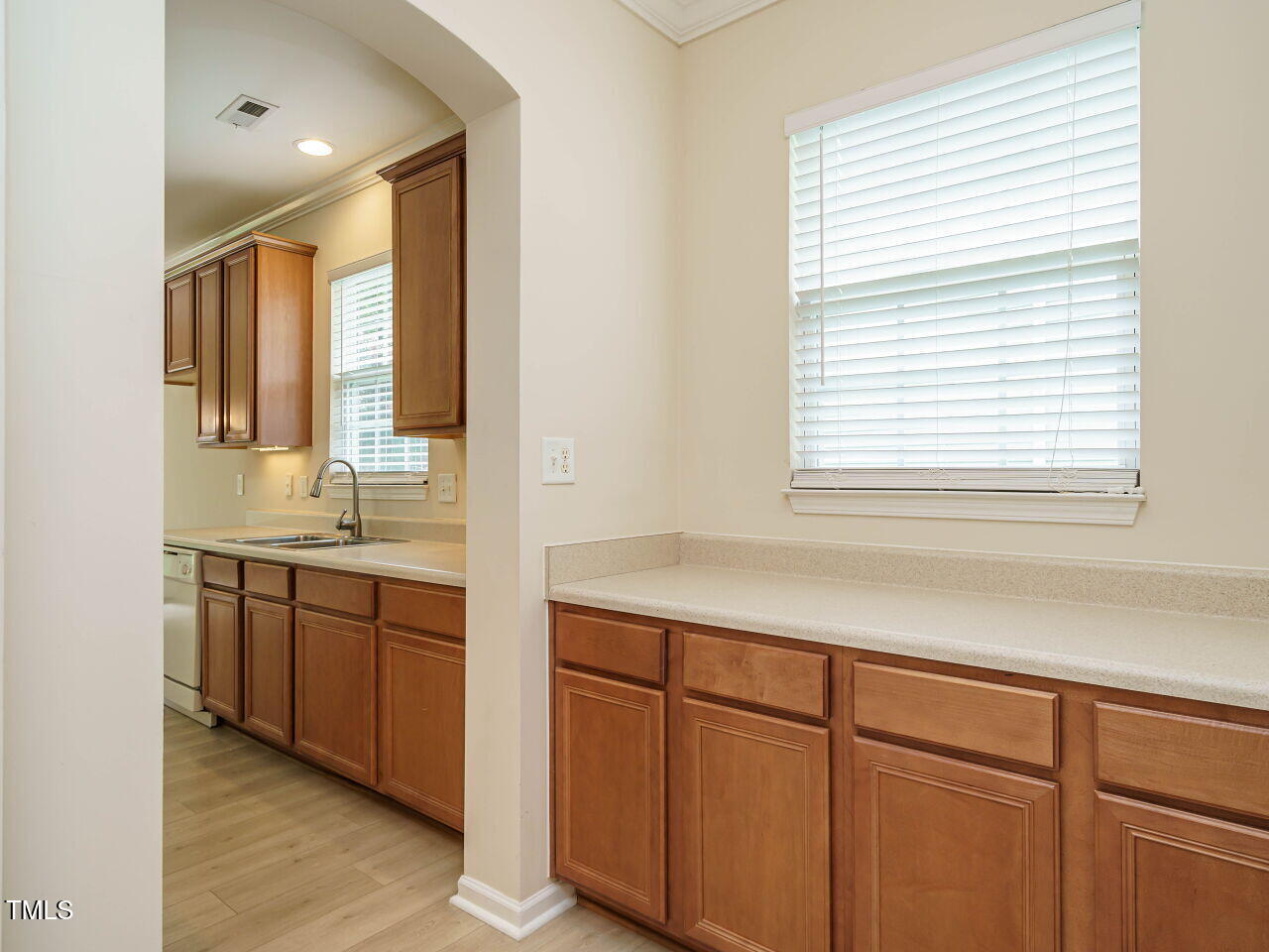 613 Ashbrittle Drive Rolesville, NC 27571 - Photo 8 of 35 008-1280x960-butler-pantry