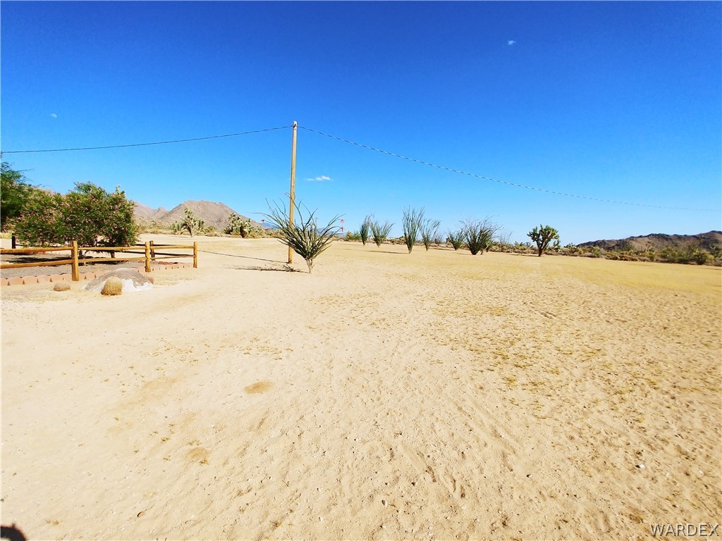 11106 Jenny Road Yucca, AZ 86438 - Photo 54 of 71