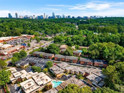 $255,000 | 4300 Chastain Walk Northeast, Unit 20, Atlanta, GA 30342