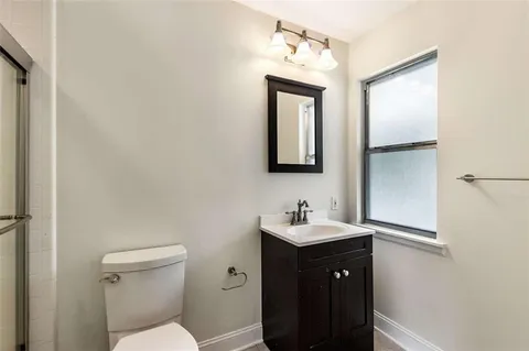 $255,000 | 4300 Chastain Walk Northeast, Unit 20, Atlanta, GA 30342