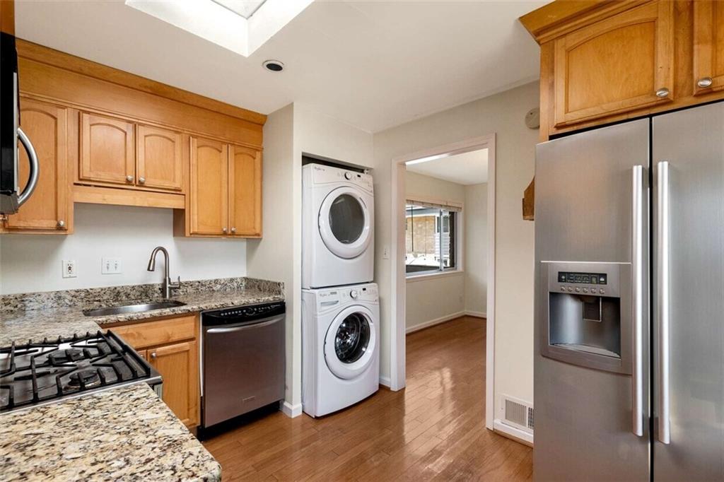 4300 Chastain Walk Northeast, Unit 20 Atlanta, GA 30342 - Photo 8 of 15