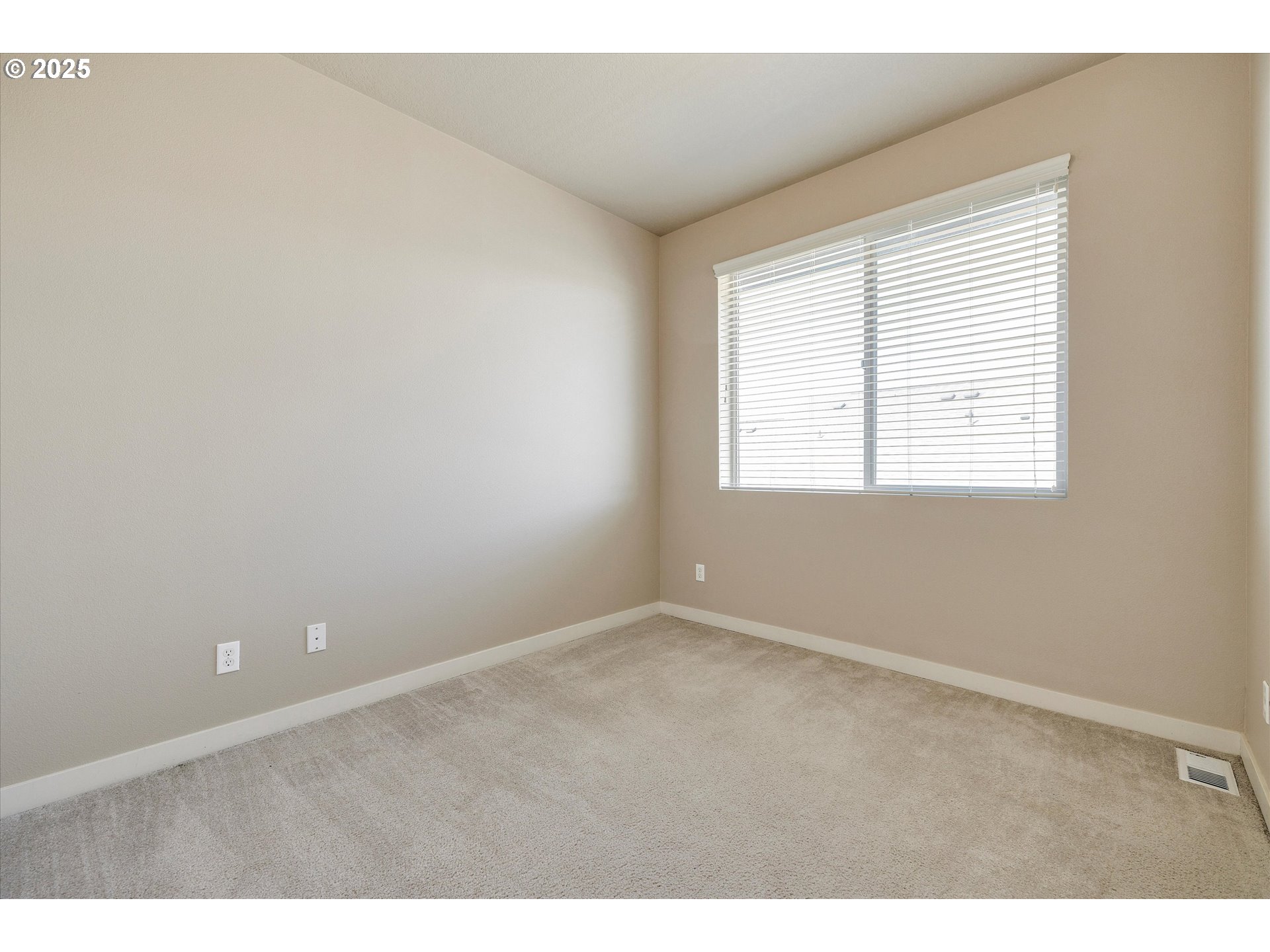 11275 Southeast Aquila Street Happy Valley, OR 97086 - Photo 18 of 27