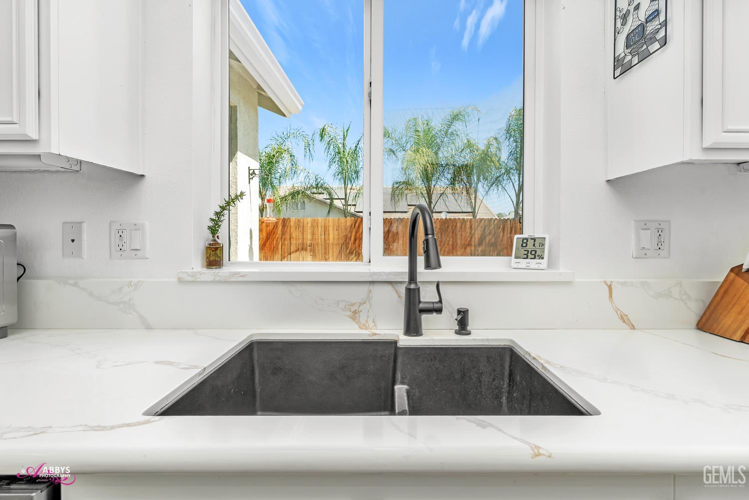 Undisclosed Address Bakersfield, CA 93312 - Photo 39 of 41