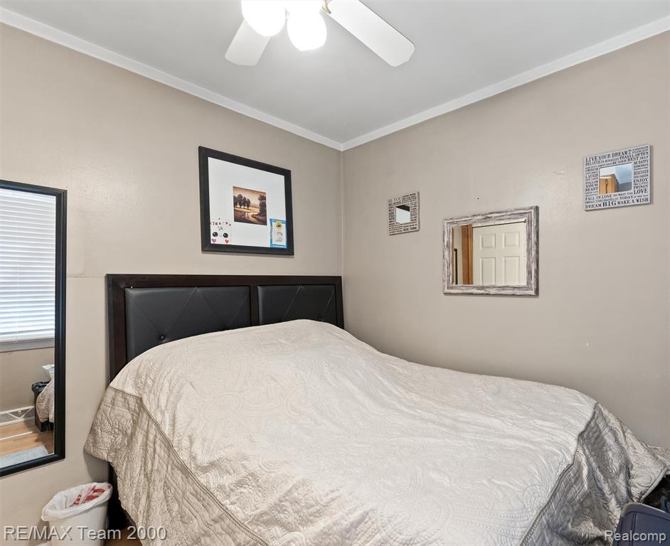 5734 North Gulley Road Dearborn Heights, MI 48127 - Photo 16 of 22