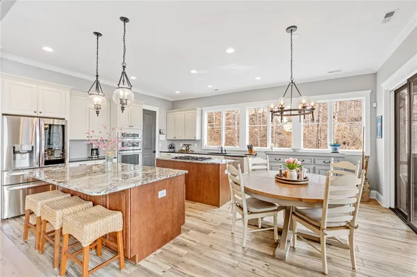 $2,649,685 | 827 Top Ridge Drive, Sunset, SC 29685