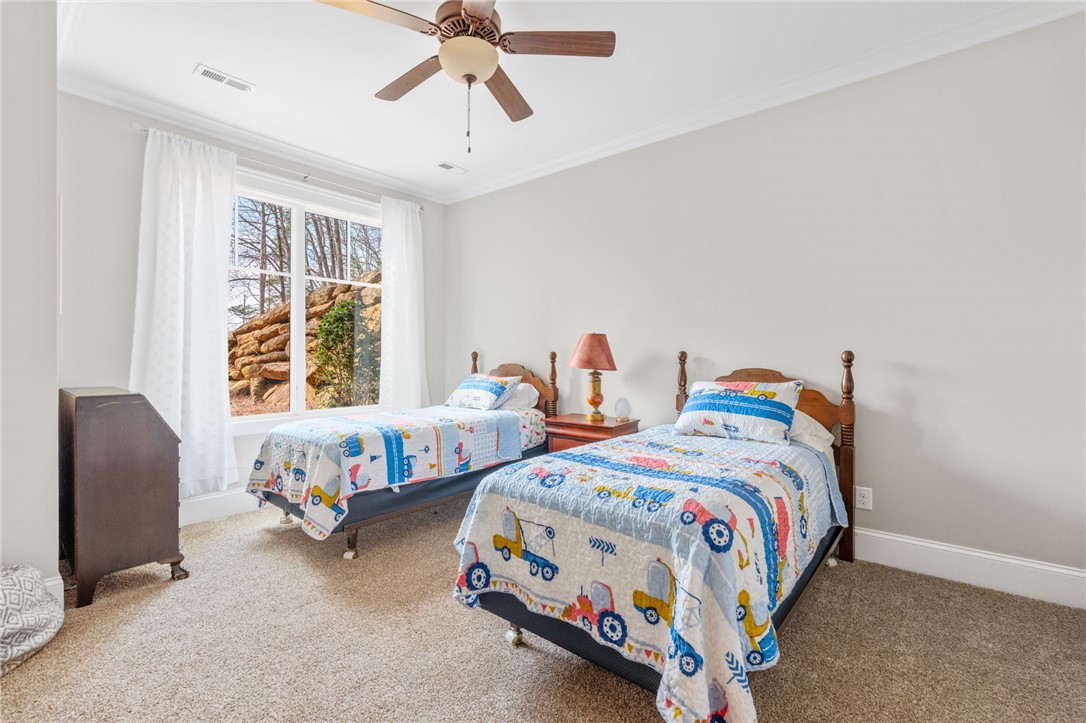 827 Top Ridge Drive Sunset, SC 29685 - Photo 29 of 44 Bedroom 4 terrace level