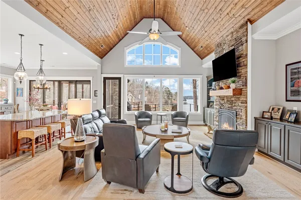 $2,649,685 | 827 Top Ridge Drive, Sunset, SC 29685