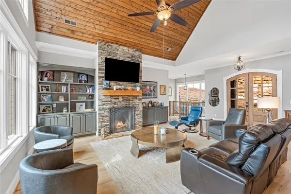 $2,649,685 | 827 Top Ridge Drive, Sunset, SC 29685