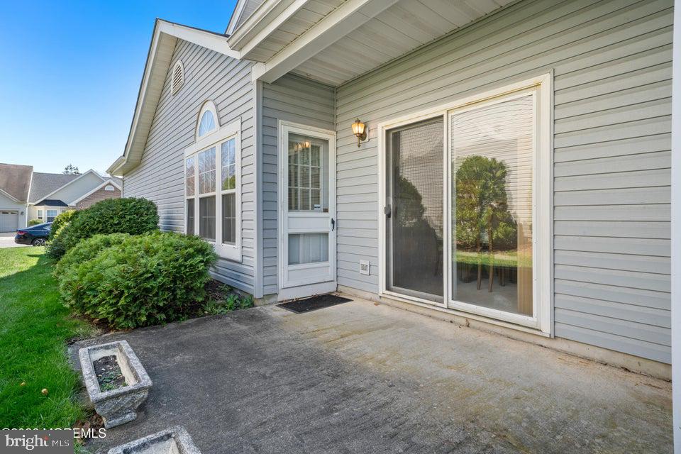 84 Chain Boulevard Bayville, NJ 08721 - Photo 28 of 39 a view of a house with backyard and garden