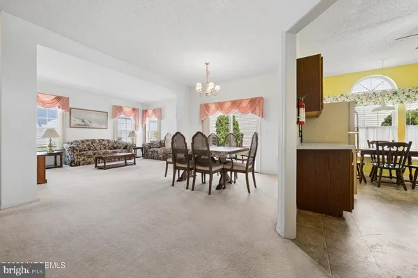 $379,900 | 84 Chain Boulevard, Bayville, NJ 08721