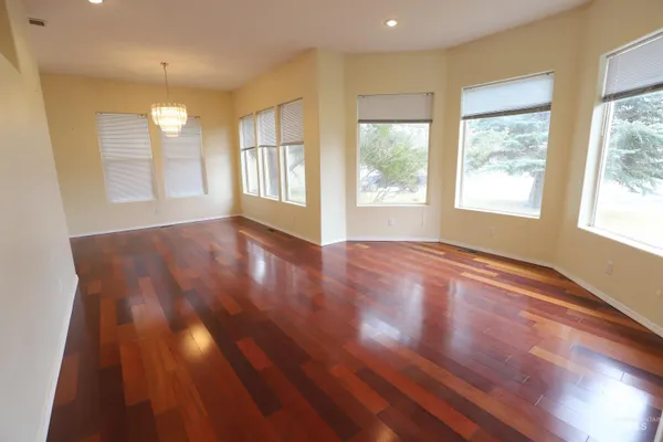 $689,900 | 1368 Stoneybrook Circle, Twin Falls, ID 83301