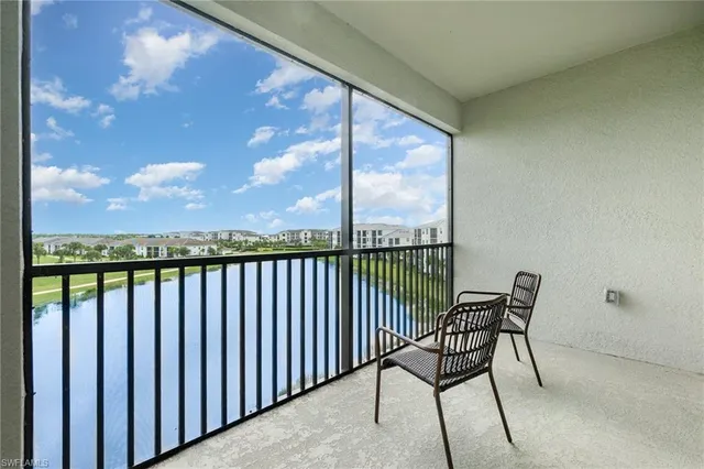 $284,900 | 43989 Boardwalk Loop, Unit 2043, Babcock Ranch, FL 33982