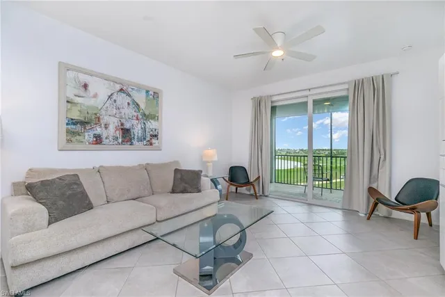 $284,900 | 43989 Boardwalk Loop, Unit 2043, Babcock Ranch, FL 33982