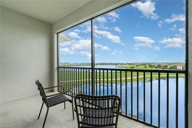 $284,900 | 43989 Boardwalk Loop, Unit 2043, Babcock Ranch, FL 33982