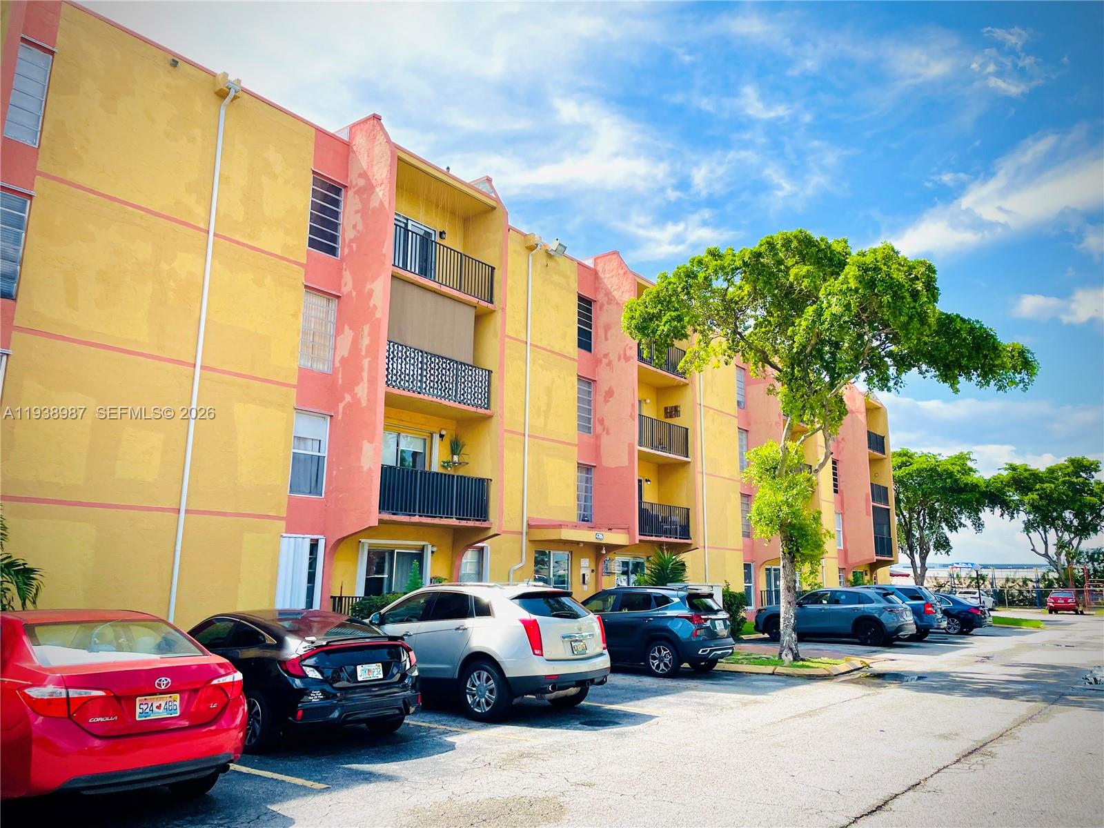 4705 Northwest 7th Street, Unit 3057 Miami, FL 33126 - Photo 2 of 18