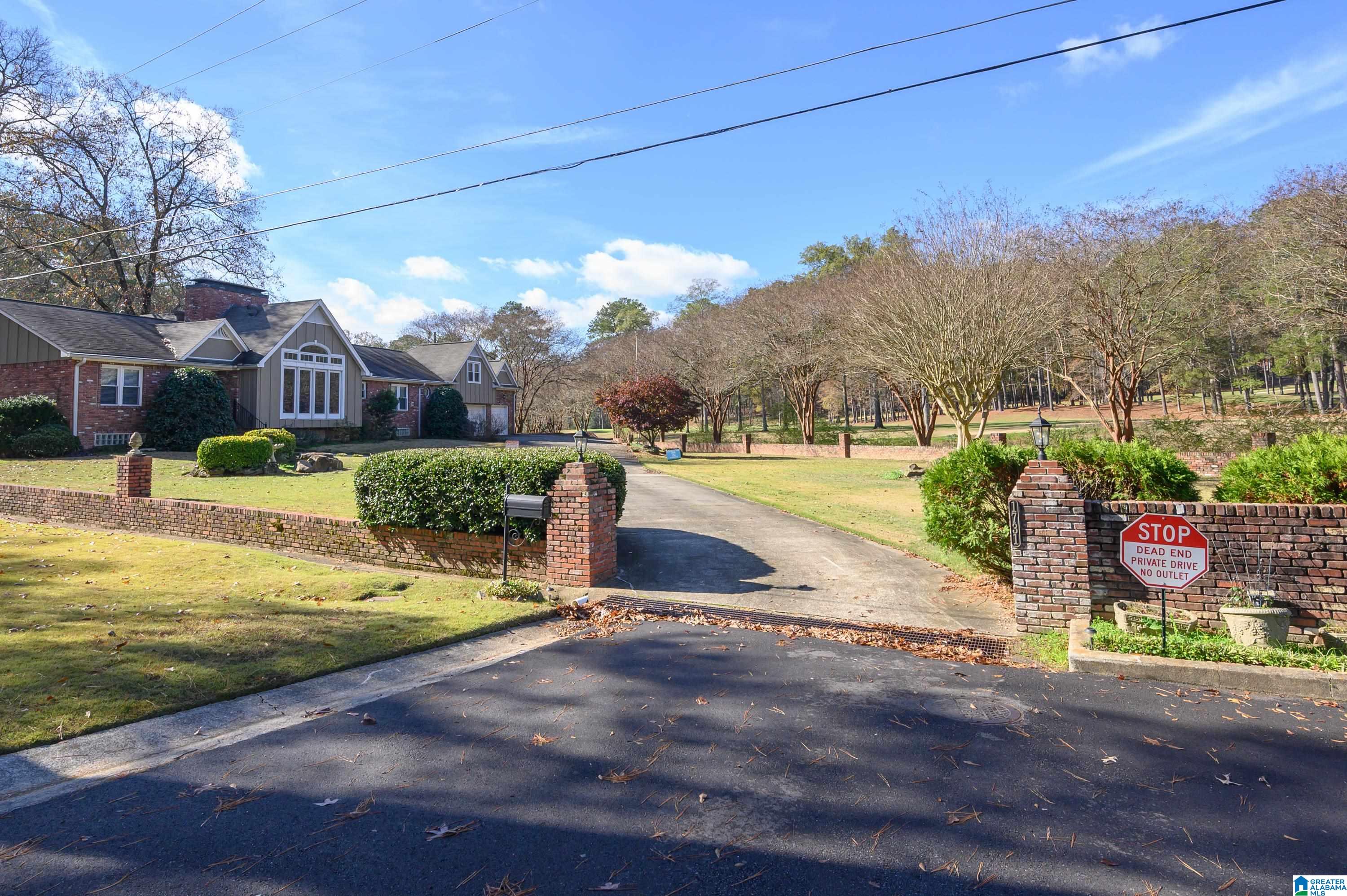 1731 Hummingbird Lane Birmingham, AL 35226 - Photo 3 of 52