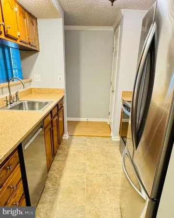 $2,150 | 13113 Briarcliff Terrace, Unit 1102, Germantown, MD 20874