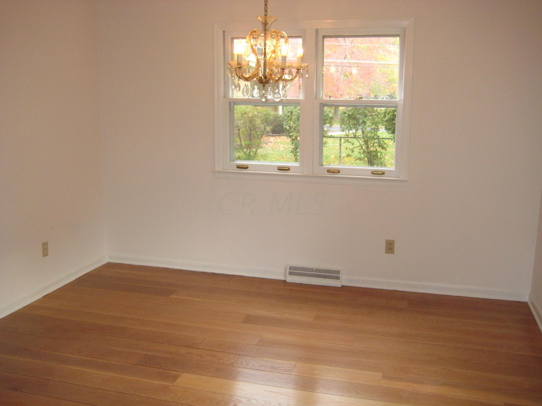 1730 Ardwick Road Upper Arlington, OH 43220 - Photo 10 of 27