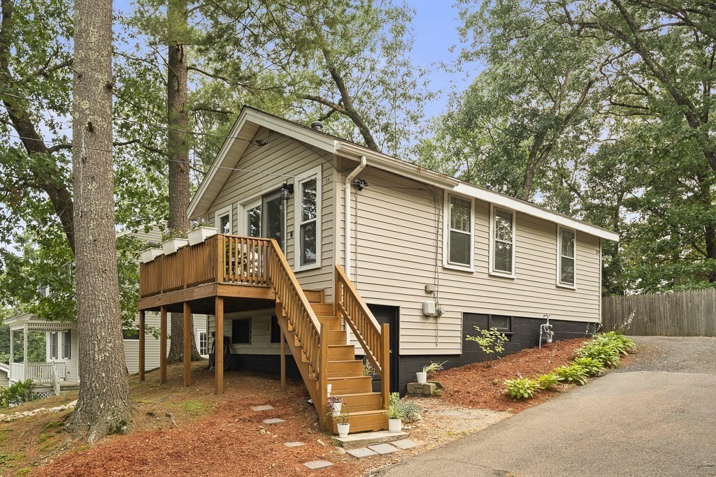 36 Elm Road Westford, MA 01886 - Photo 2 of 28