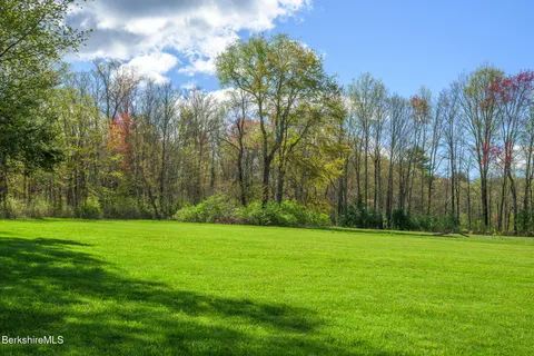 $2,150,000 | 304 Hickey Hill Road, Sheffield, MA 01257