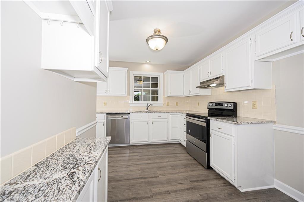6135 Spring Forest Drive Pfafftown, NC 27040 - Photo 15 of 30