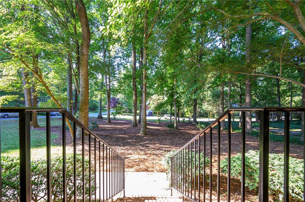 6135 Spring Forest Drive Pfafftown, NC 27040 - Photo 7 of 30