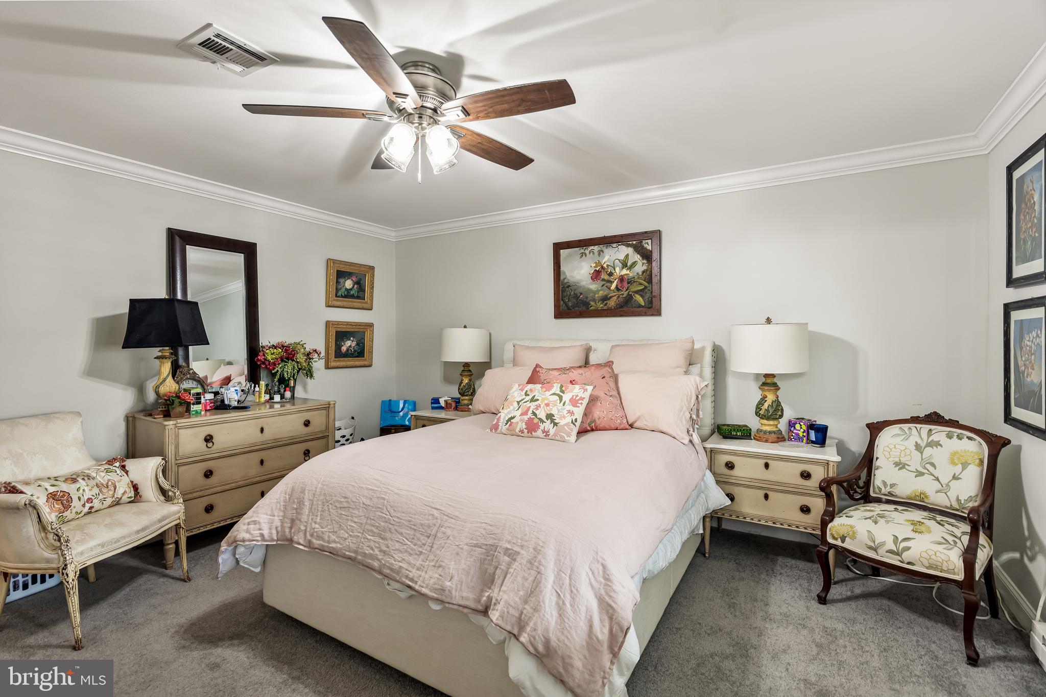 34 Chatham Place Southampton, NJ 08088 - Photo 20 of 28 Main bedroom suite