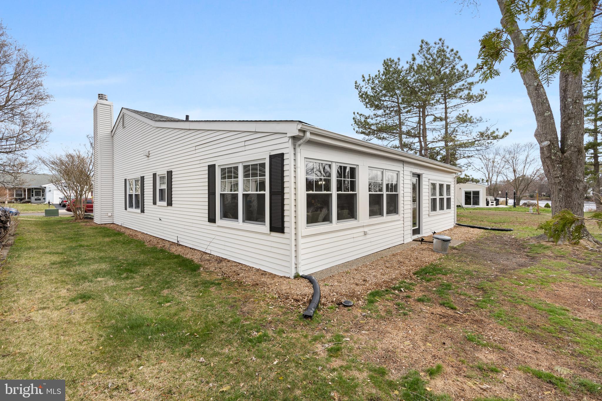 34 Chatham Place Southampton, NJ 08088 - Photo 26 of 28 Rear view of home