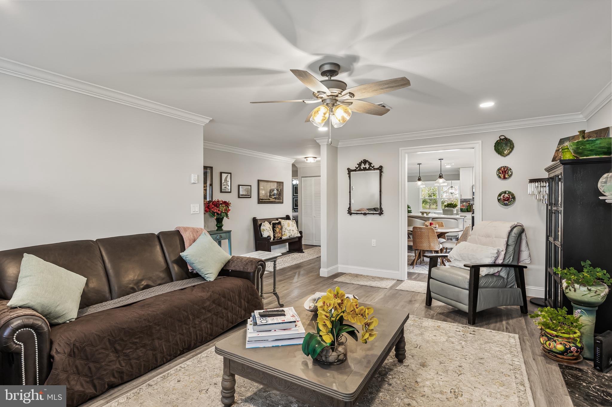 34 Chatham Place Southampton, NJ 08088 - Photo 8 of 28 Living room open to the kitchen area