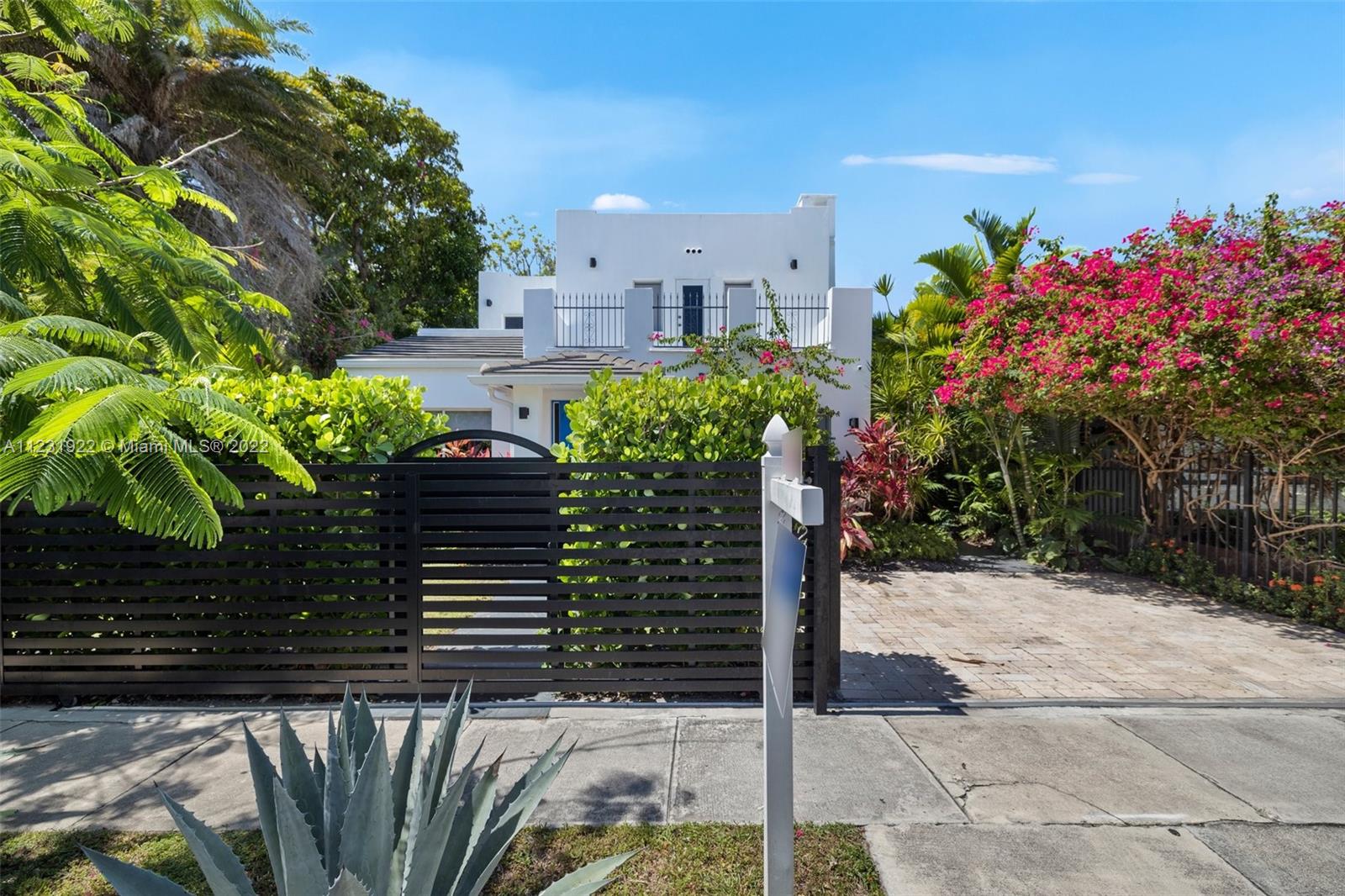 1745 Southwest 10th Street Miami, FL 33135 - Photo 4 of 29